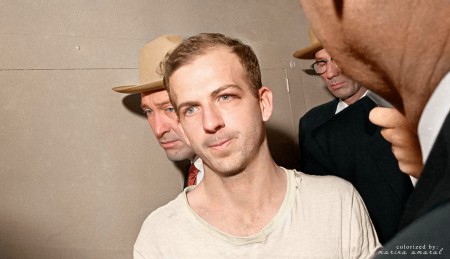 刺杀肯尼迪总统的李‧哈维‧奥斯瓦尔德(Lee Harvey Oswald,1939—1963)。(Courtesy of Marina Amaral)